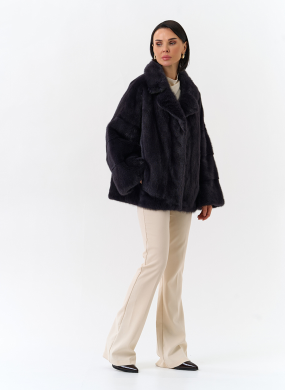 Шуба из меха норки с английским воротником