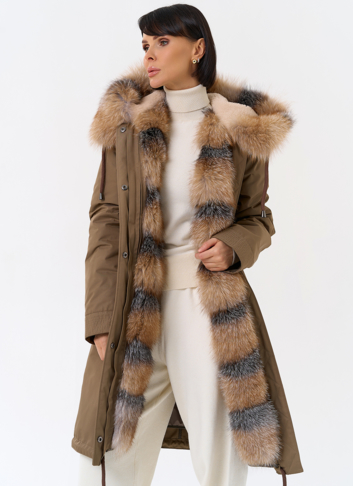 Женская парка с капюшоном из меха лисы