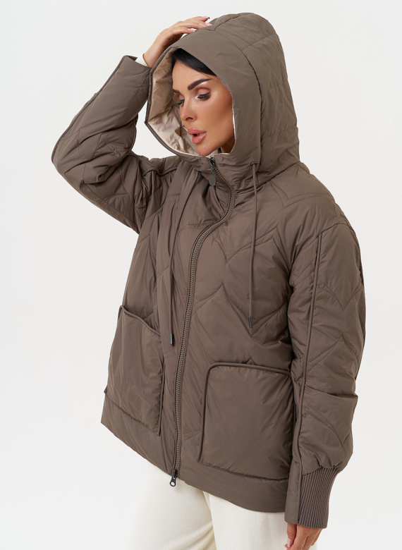 Женская куртка с капюшоном