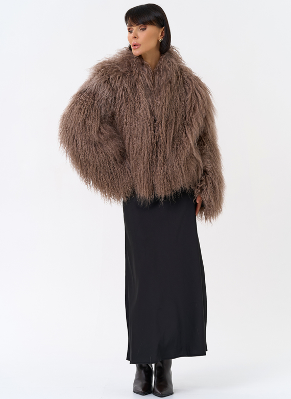 Короткая шуба из ламы