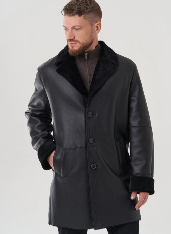Дубленка мужская черного цвета 