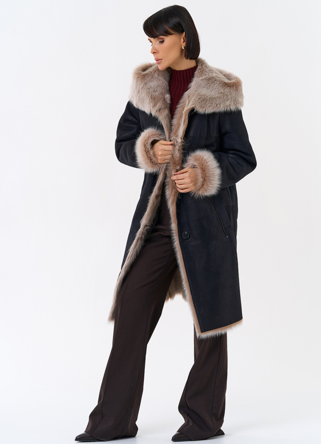 Женская натуральная дубленка с капюшоном модель № 31927 универмаг малина