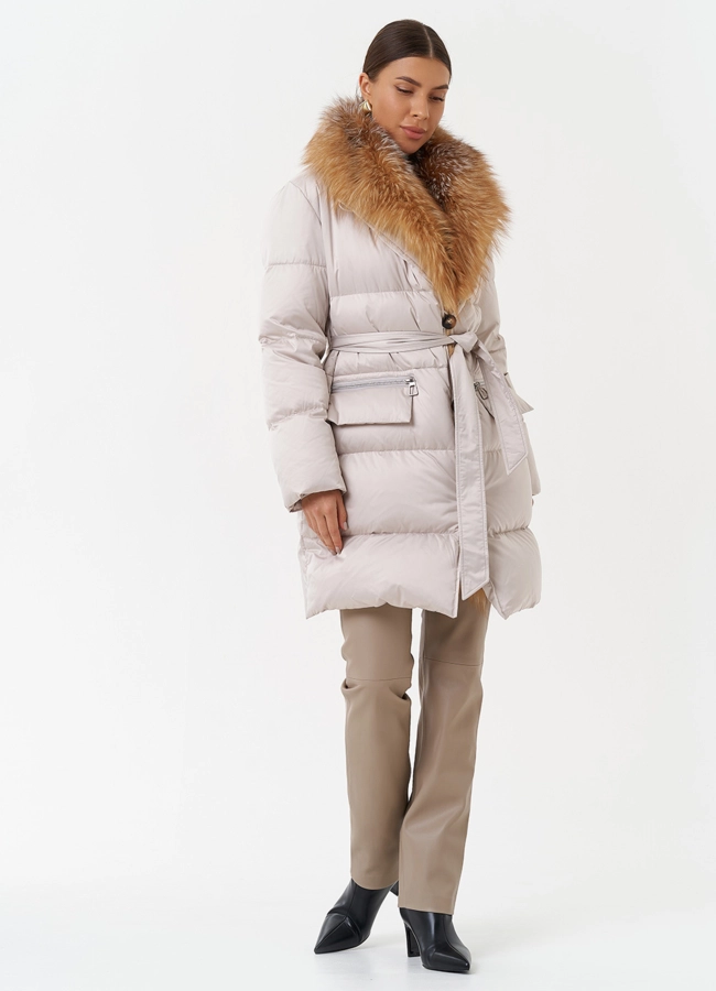 Женский пуховик с отделкой из меха лисы модель № 28569 в кредит