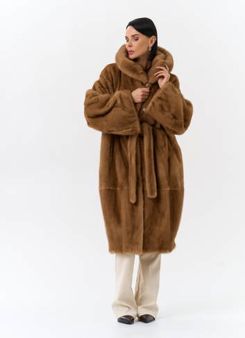 Шуба из меха норки с капюшоном