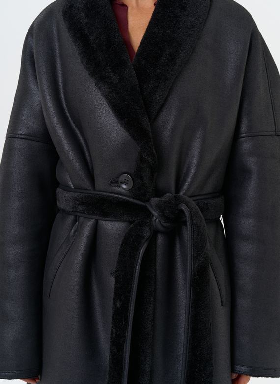 Женская двухсторонняя дубленка из эко замши с воротником шаль