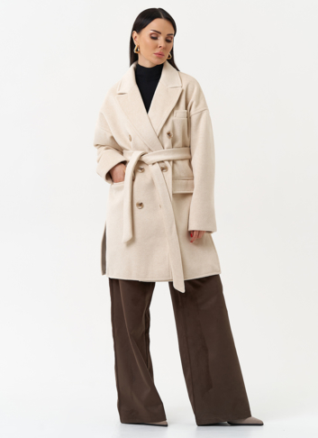 Женское укороченное пальто с поясом