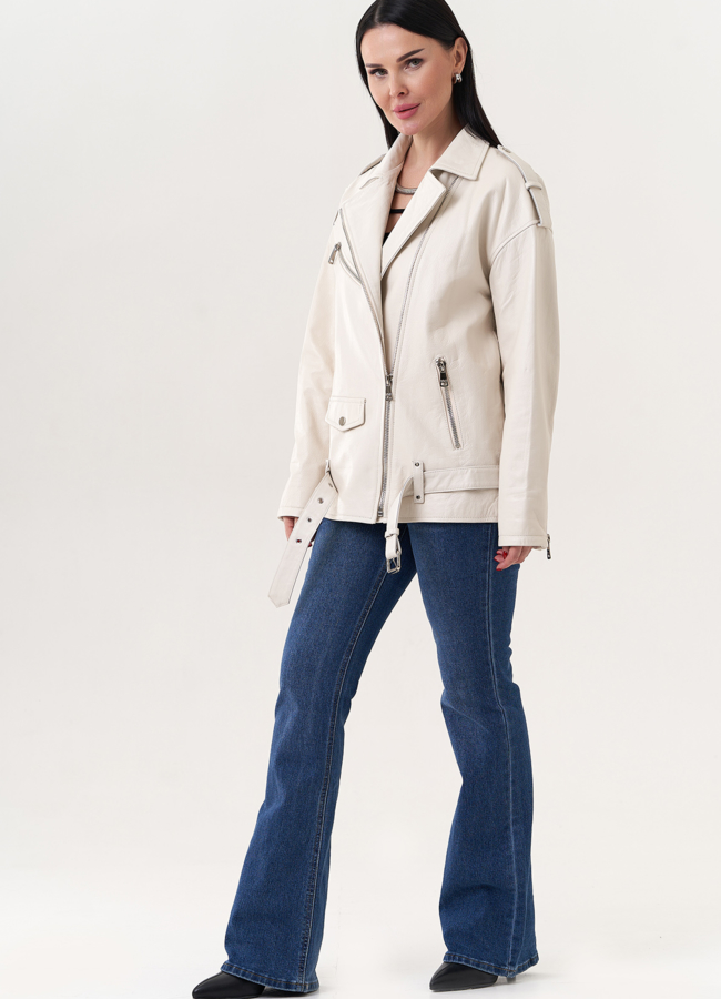 фото Светлая куртка 