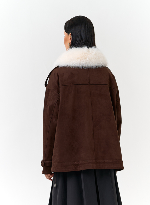Женская куртка из эко замши с отделкой из эко меха