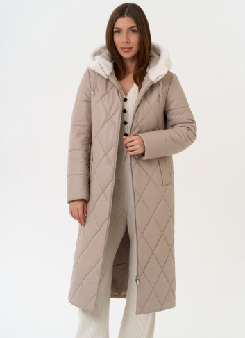 Женское пальто из эко кожи с капюшоном