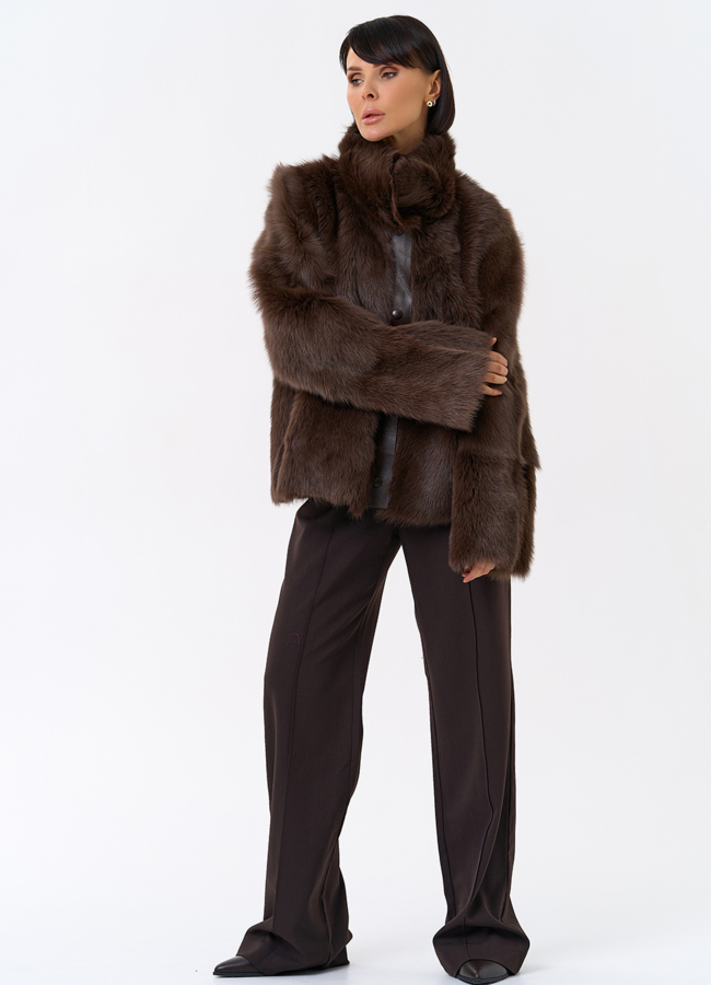 Женская короткая дубленка с воротником стойкой модель № 31928 в кредит
