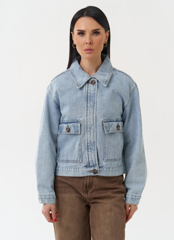 Женская джинсовая куртка голубого цвета