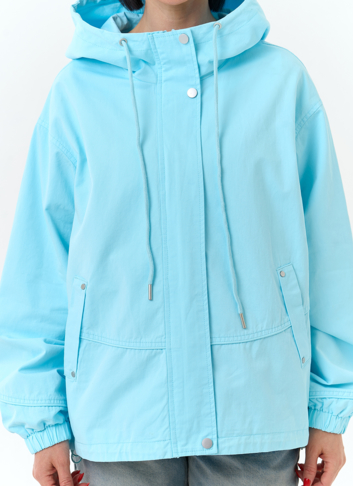 Женская ветровка с капюшоном 