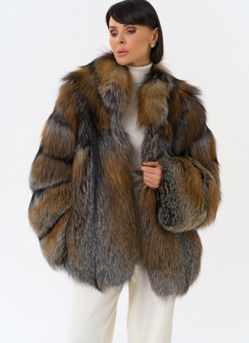 Короткая шуба из лисы