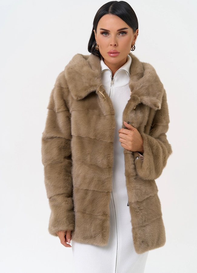 Короткая шуба с капюшоном модель № 31330 универмаг малина