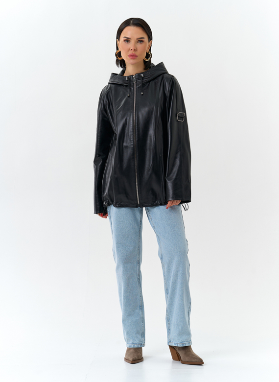 Женская куртка из натуральной кожи с капюшоном