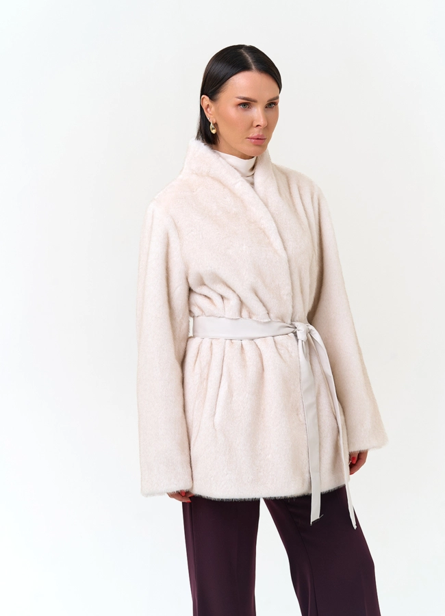 Женская шуба из эко меха модель № 33869 в кредит