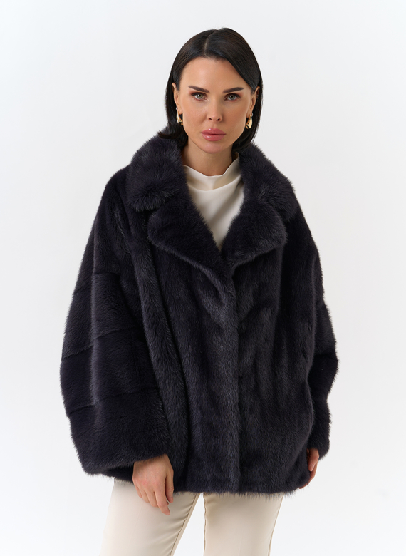 Шуба из меха норки с английским воротником
