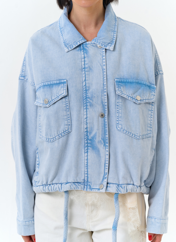 Женская объемная джинсовая куртка 