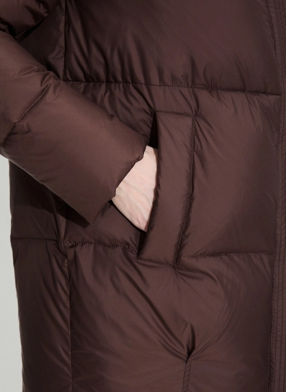 Женский пуховик с мехом песца на воротнике фото