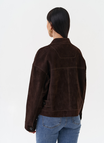 Куртка из замши коричневого цвета