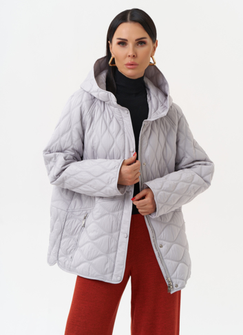 Женская стеганая куртка с капюшоном