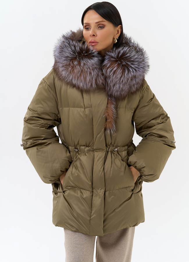 Женский пуховик с капюшоном из меха блюфрост модель № 31883 универмаг малина