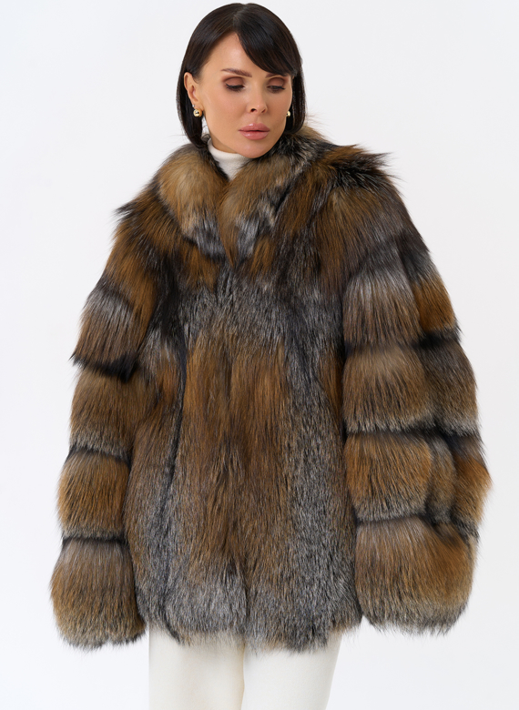 Короткая шуба из лисы