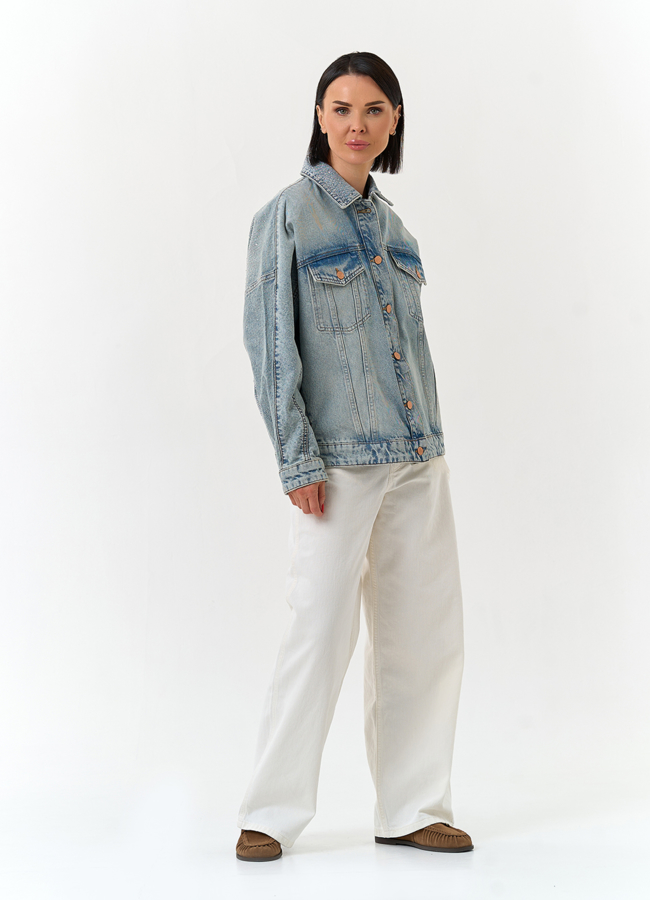 Женская джинсовая куртка со стразами модель № 33130 в кредит