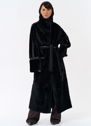 Женская двухсторонняя дубленка с воротником стойкой