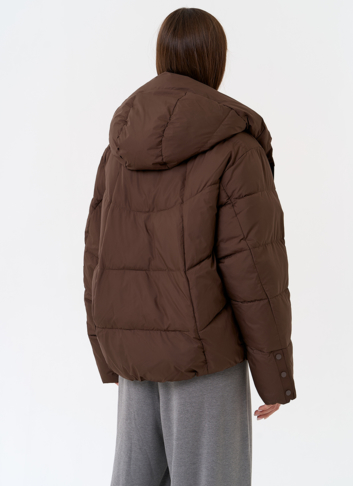 Женский пуховик с капюшоном