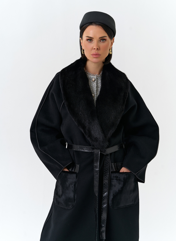 Женское длинное пальто с воротником из меха норки