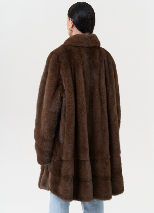 Женская шуба из меха норки модель № 27600 универмаг малина