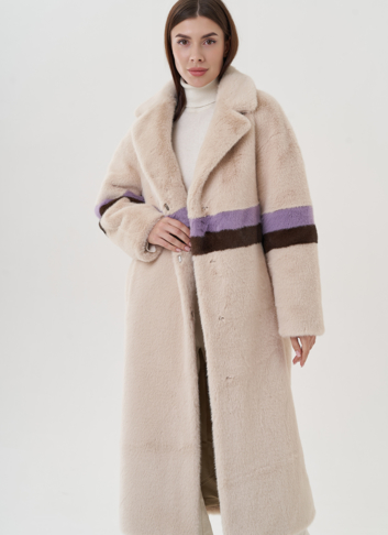 Женское пальто из эко меха 